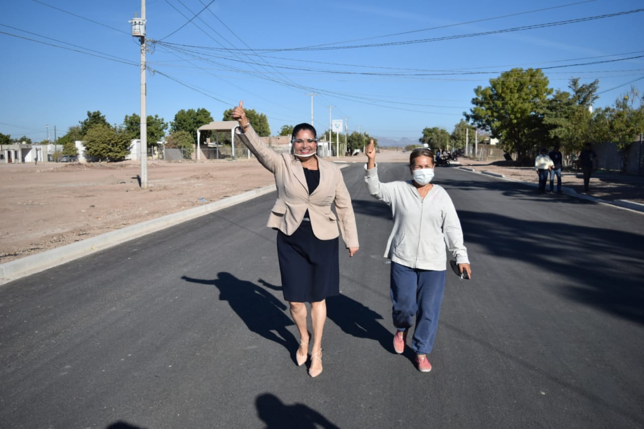 Entrega Alcaldesa obra de pavimentación de la avenida Cócorit