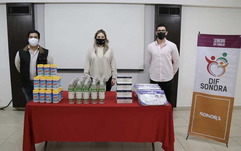 Entrega DIF Sonora material preventivo a médicos pasantes