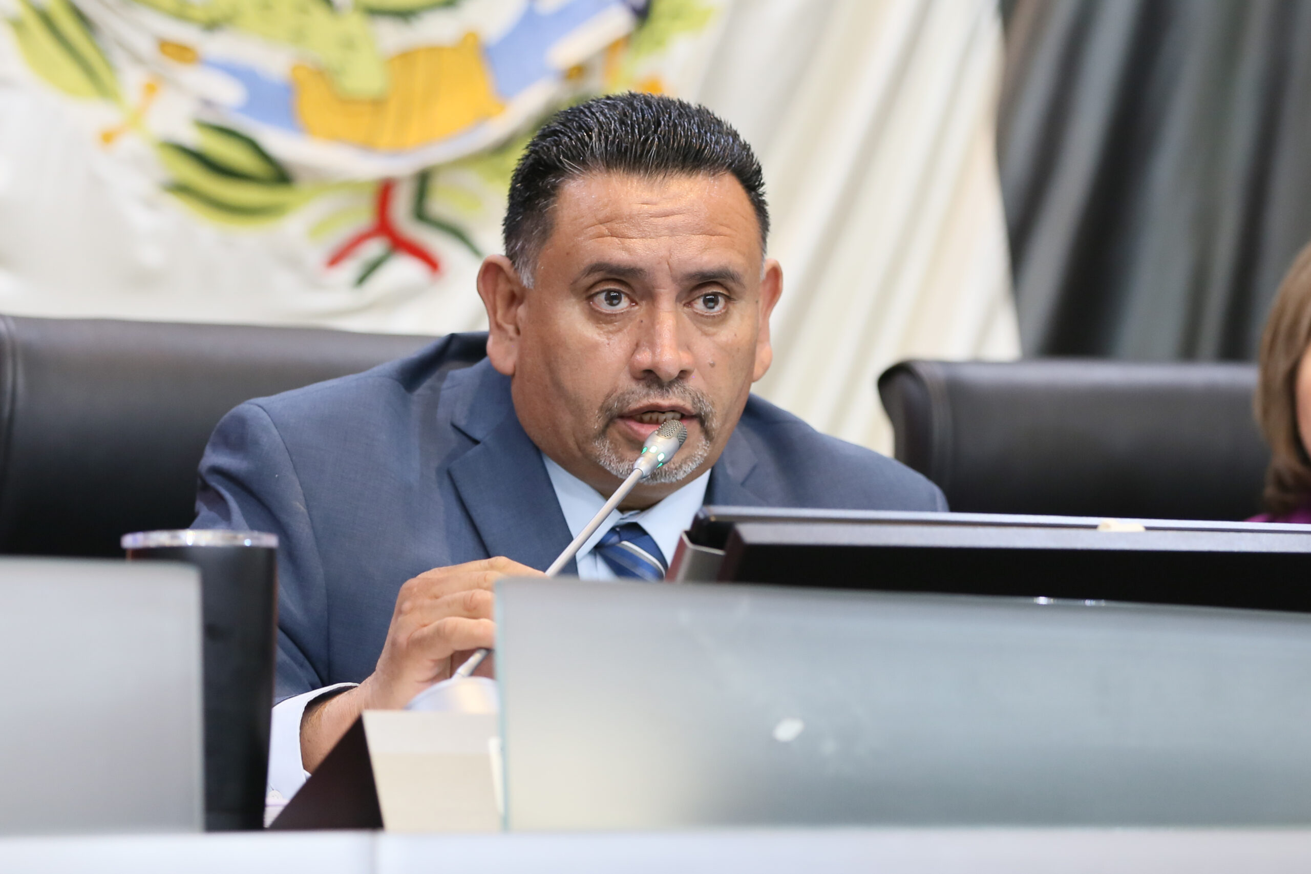 Busca Carlos Navarrete reducir a la mitad impuesto del 2% sobre nómina