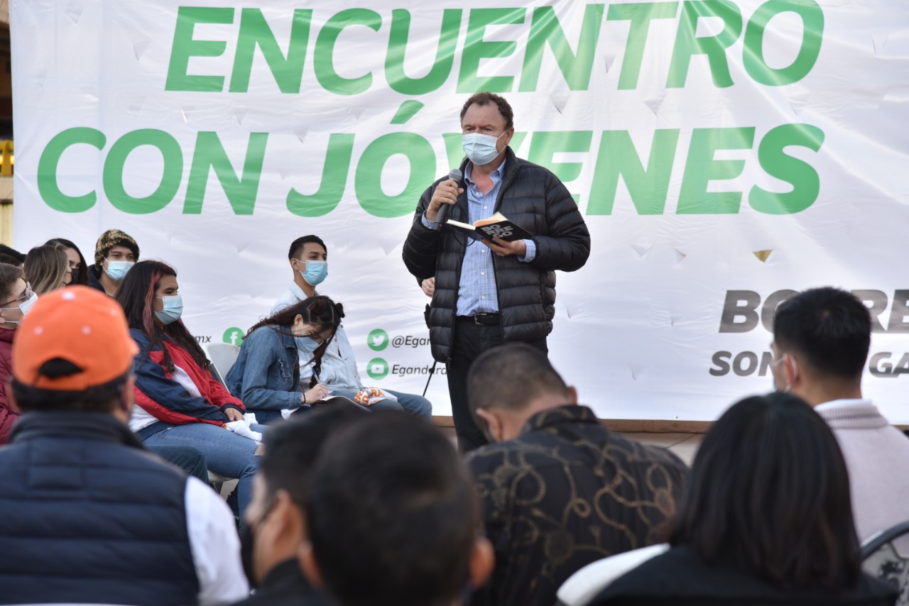 Haremos gratuito el trámite de titulación en las Universidades: “Borrego” Gándara