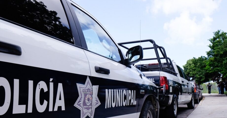 AGENTES DE LA POLICÍA MUNICIPAL ATRAPAN A SUJETO POR EL PRESUNTO DELITO DE ROBO CON VIOLENCIA EN GRADO DE TENTATIVA