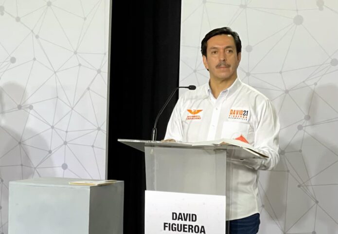 Estoy listo para proponerte: David Figueroa Ortega