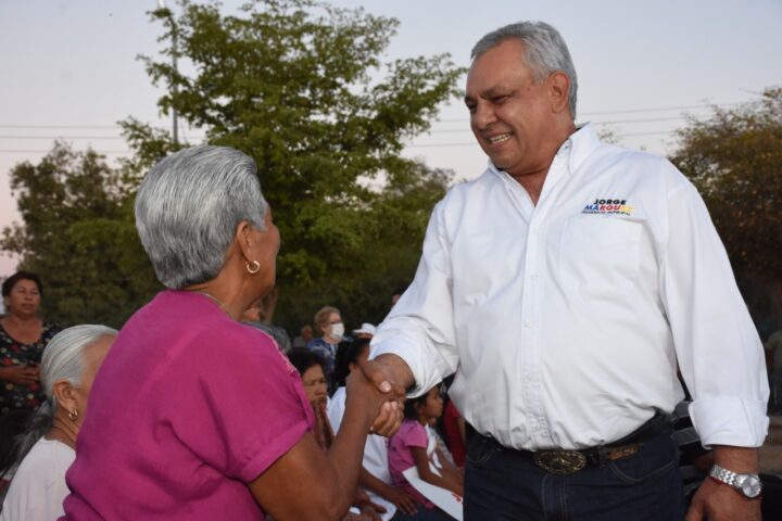 «Atenderemos los problemas de las colonias del Oriente de Navojoa» : Jorge Luis Márquez