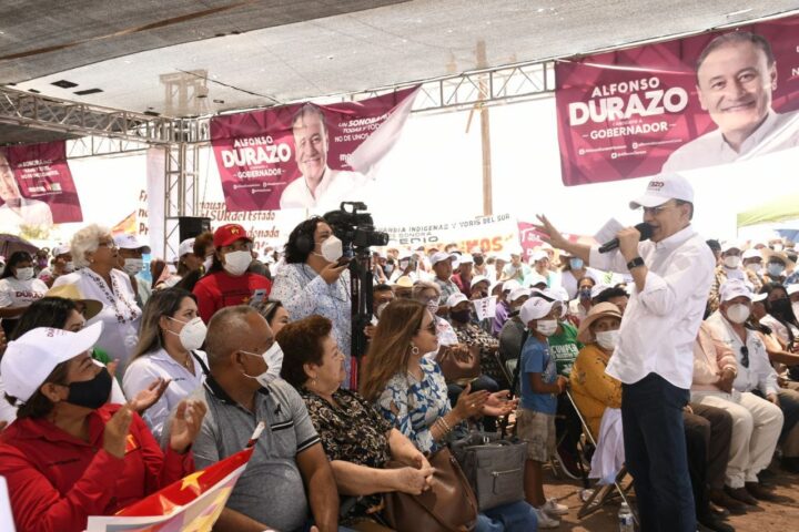 Alfonso Durazo hace el compromiso de construir una carretera que beneficie al Paredón Colora