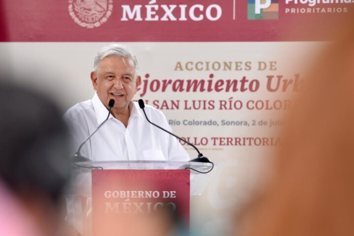 Presidente constata avances de acciones de mejoramiento urbano en San Luis Río Colorado, Sonora