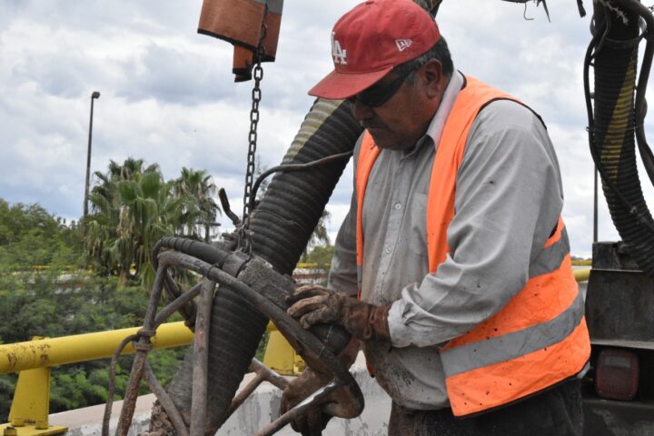 AVANZA PAVIMENTACIÓN INTEGRAL EN COLONIA LA CHULA VISTA