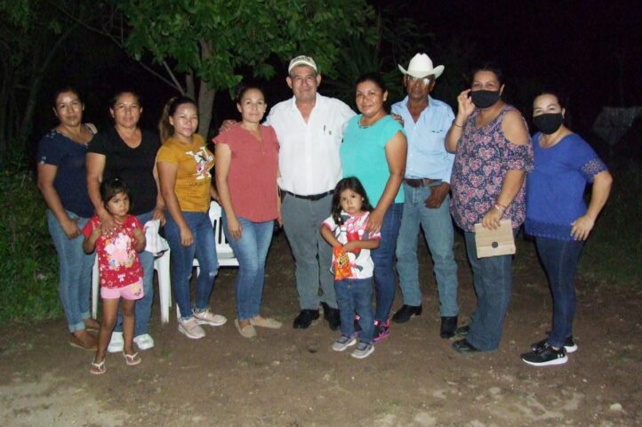 Tiene gira de trabajo por Camoa, Tesia Y Comisaria Rosales Diputado Local Prospero Valenzuela Muñer