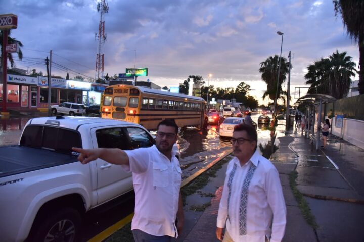 RECORRE EL PRESIDENTE JAVIER LAMARQUE CANO ZONAS AFECTADAS TRAS LLUVIA