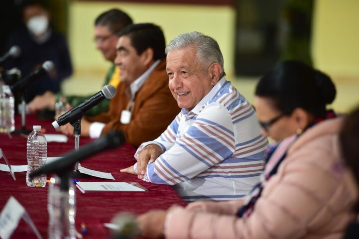 DAMNIFICADOS POR HURACÁN GRACE EN PUEBLA SERÁN ATENDIDOS DE MANERA DIRECTA: PRESIDENTE; EVALÚA AVANCES DEL PLAN DE APOYO