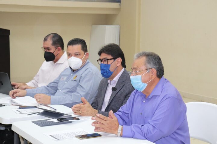 ACUERDAN CONTINUAR CON REHABILITACIÓN DE ESCUELAS