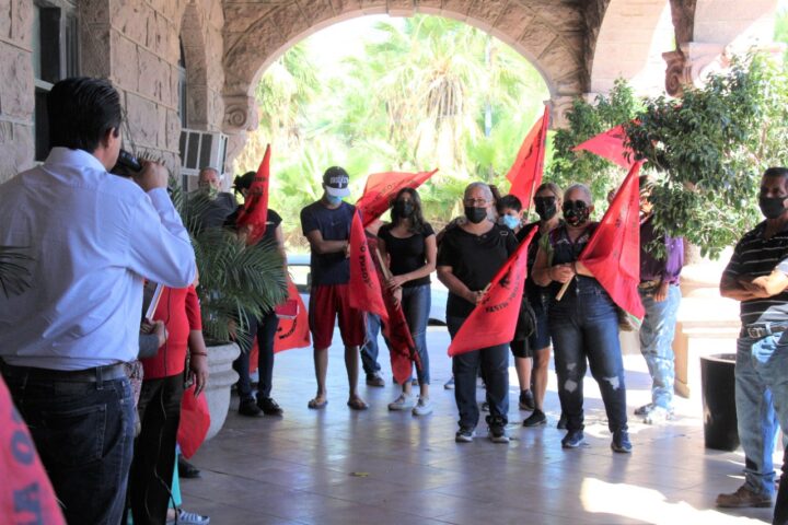 Atiende alcaldesa a integrantes de Antorcha Campesina