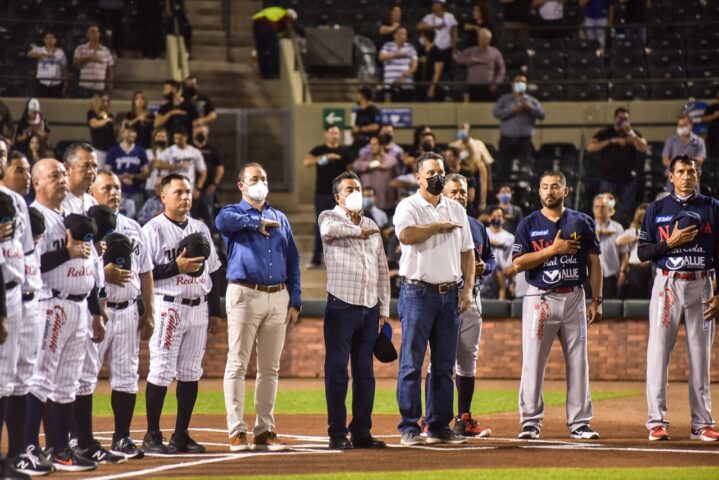 INAUGURA ALCALDE LAMARQUE CANO TEMPORADA 202I-2022 DE YAQUIS DE CIUDAD OBREGÓN