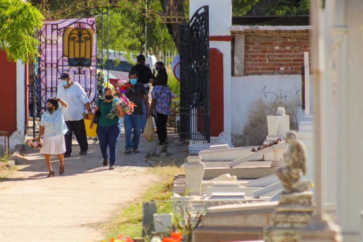 Sin novedad en operativo de Día de Muertos