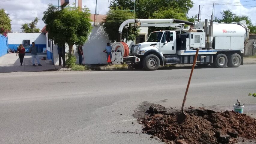 OOMAPAS Navojoa realiza mantenimiento en red de tubería