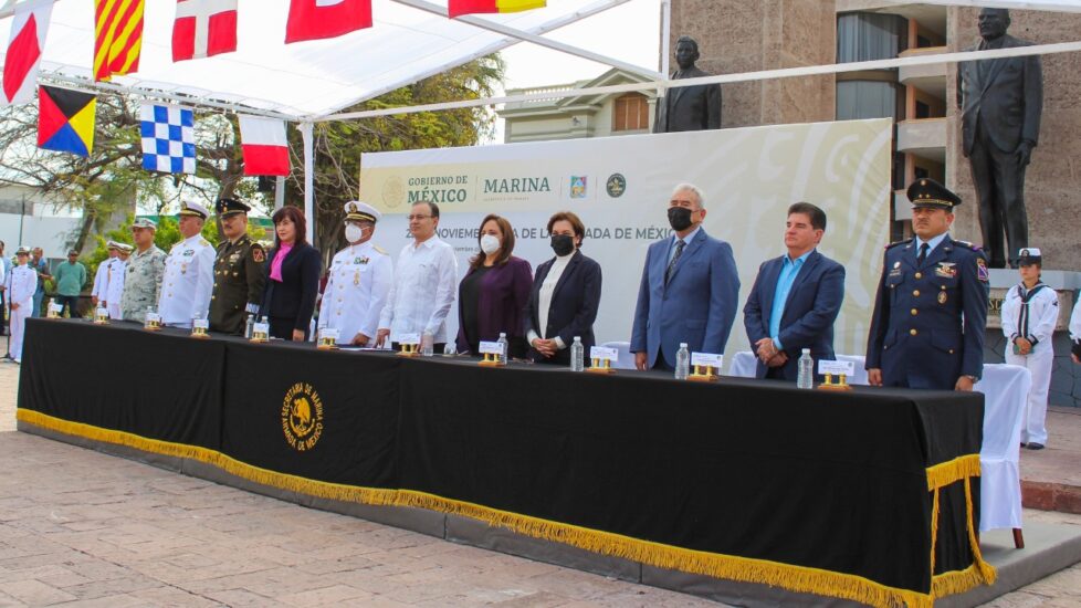 Participa alcaldesa en ceremonia por el Día de la Armada de México