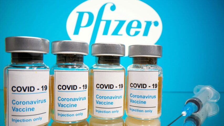 EEUU aprueba tercera dosis de vacuna covid de Pfizer y Moderna para todos los adultos