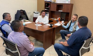 Se reúnen funcionarios del Ayuntamiento y CEA Guaymas para coordinar trabajos