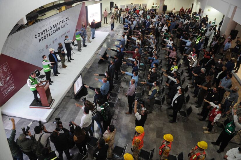 Gobernador Alfonso Durazo toma protesta al Consejo Estatal de Protección Civil