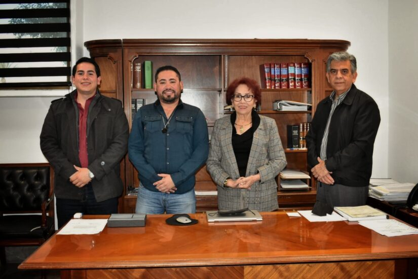 Rinden protesta funcionarios de las juntas de Conciliación de Cajeme y Caborca