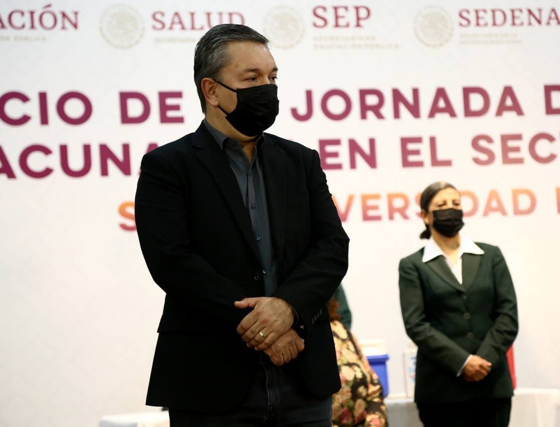 Todo el personal educativo que se vacunó contra la Covid-19 en la jornada de vacunación de 2021 recibirá refuerzo: Aarón Grageda