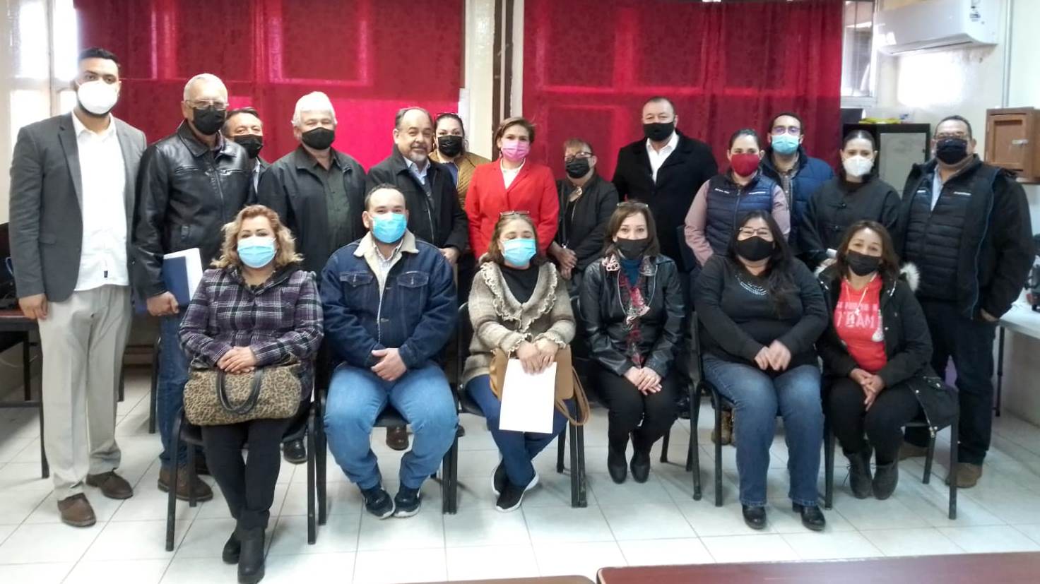 Atienden SEC y Cobach Sonora solicitud de clases presenciales de prepa en Esqueda.