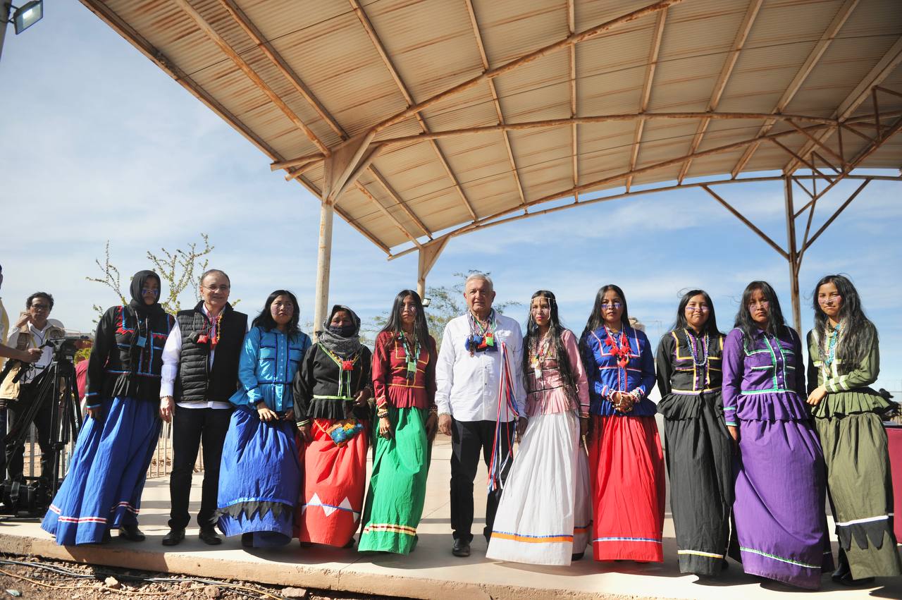 Llevaremos educación, salud y bienestar al pueblo seri: gobernador Alfonso Durazo