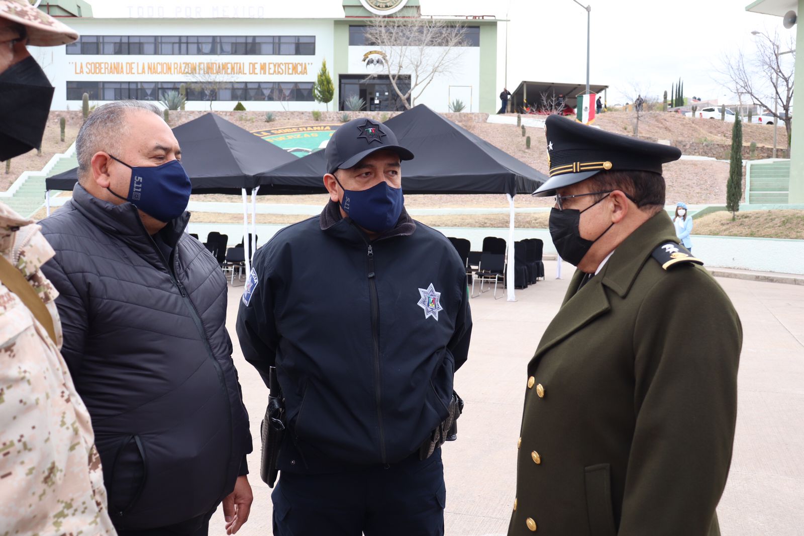 REITERA COMISARIO DE NOGALES COMPROMISO CONJUNTO CON NUEVO COMANDANTE MILITAR