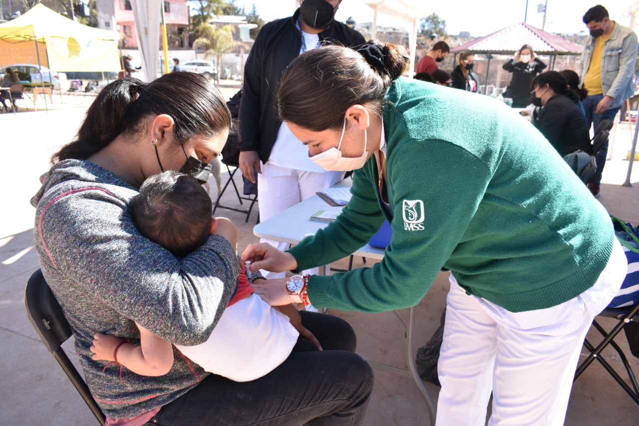 LLEVAN JORNADA DE SALUD A COLONIA COLOSIO DE NOGALES