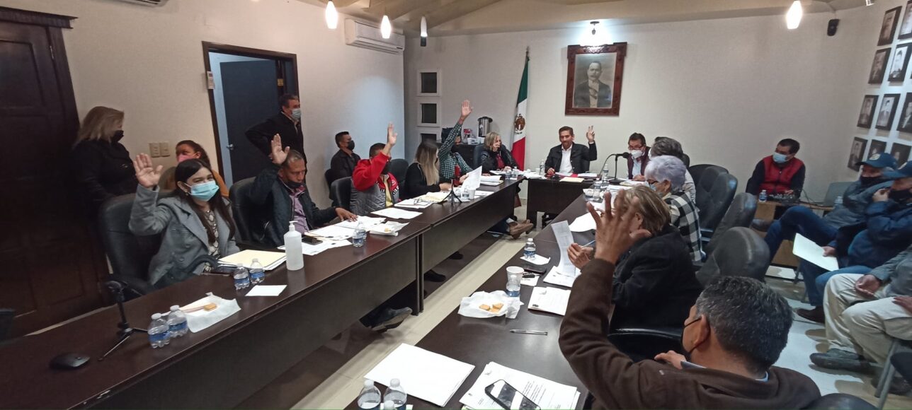 EN MARATONICA SESION  POR UNANIMIDAD EL H. CABILDO APRUEBA ENVIO DEL INFORME TRIMESTRAL DE TESORERIA Y RECIBEN INFORMES DE OOMAPASH, SINDICATURA, CONTRALORIA Y PROTECCIÓN CIVIL.