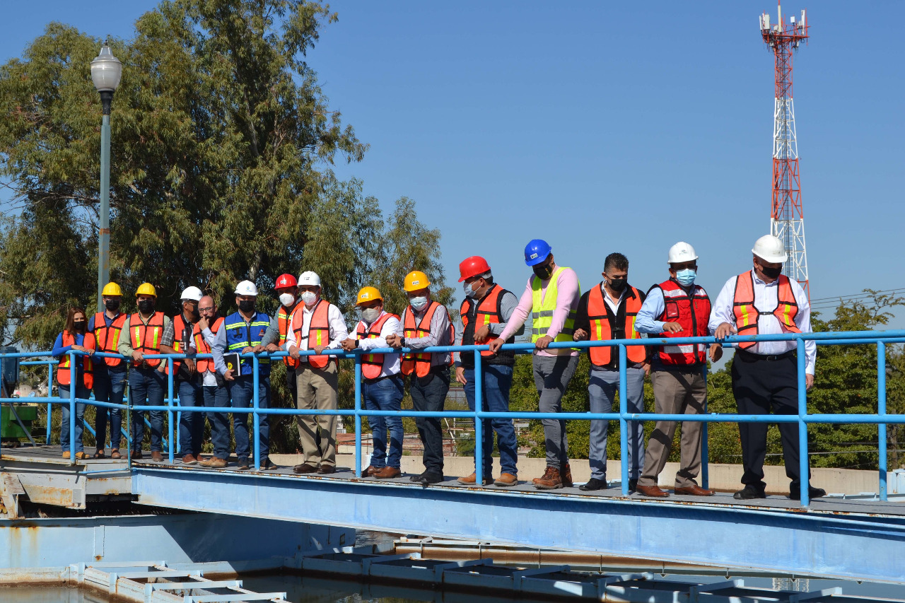 Visitan planta potabilizadora 1 y 2 Integrantes del Consejo Consultivo de Oomapas de Cajeme