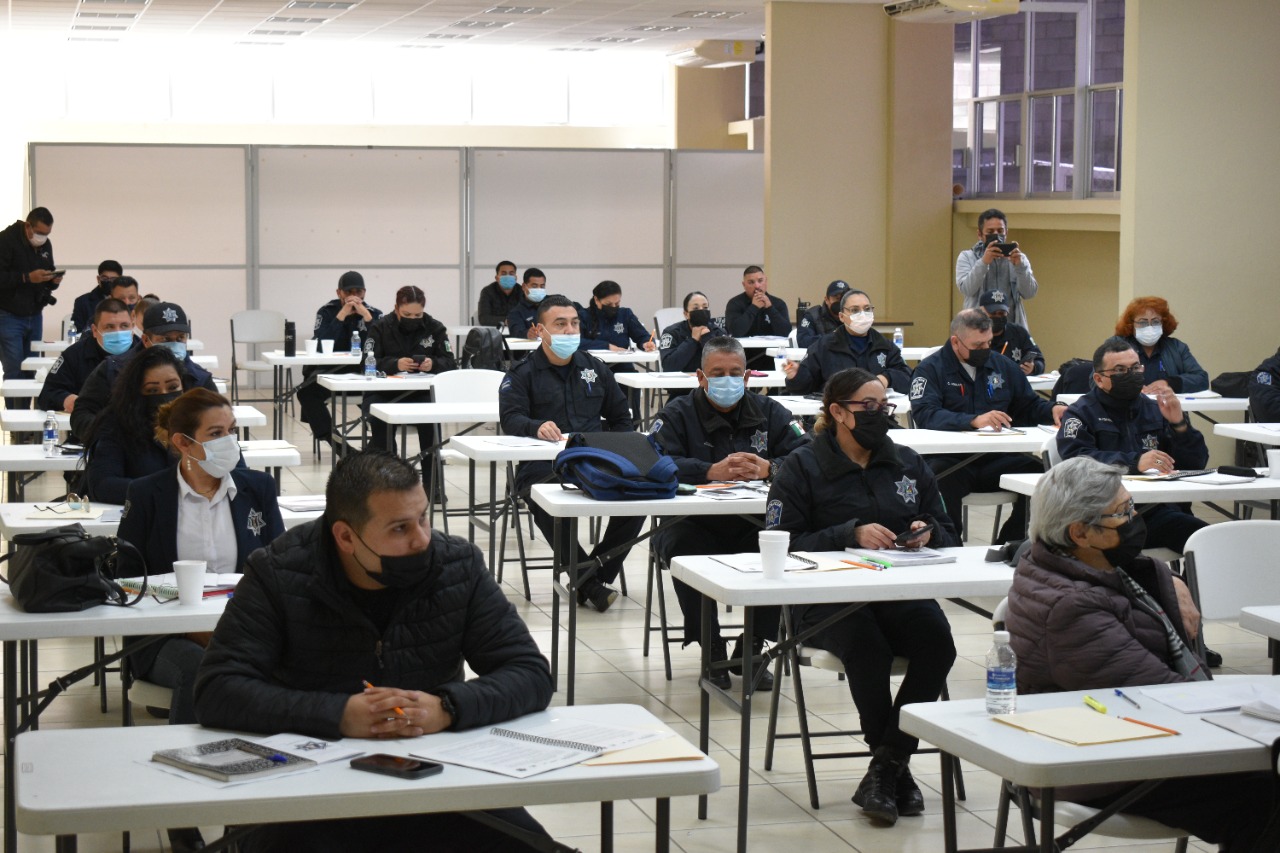 SIGUEN CAPACITACIONES PARA POLICÍAS MUNICIPALES