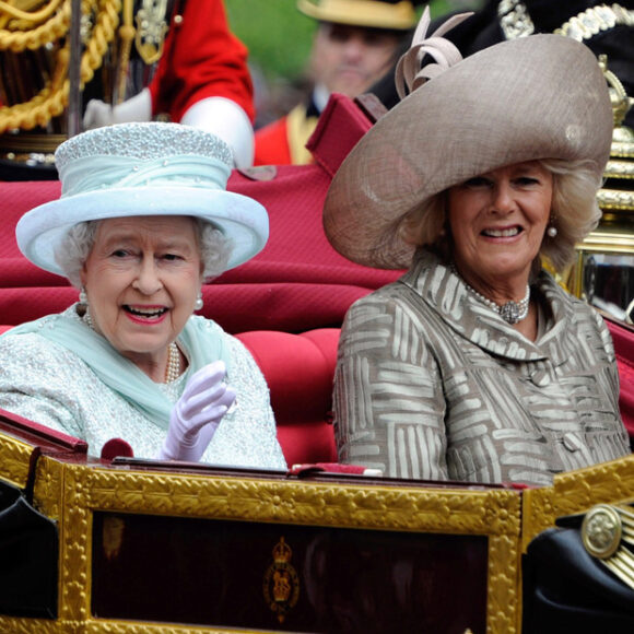 Isabel II da el visto bueno para que la duquesa Camila sea la nueva reina consorte británica