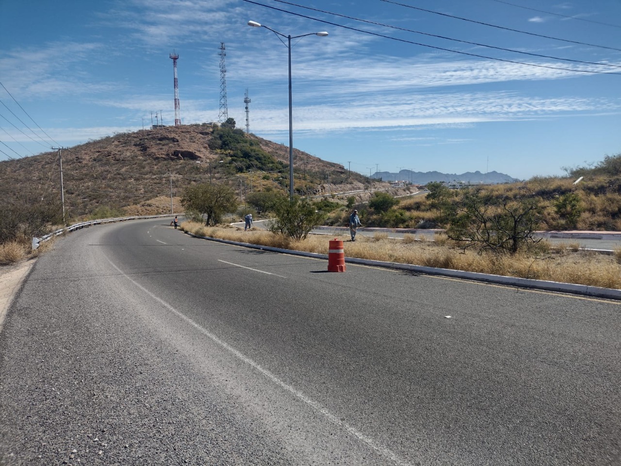 Llevan acciones de limpieza y rehabilitación de alumbrado a San Carlos
