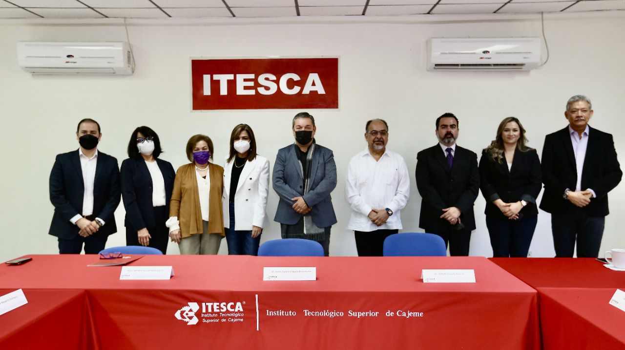 Educación superior debe contribuir a la resolución de problemáticas sociales: Aarón Grageda.