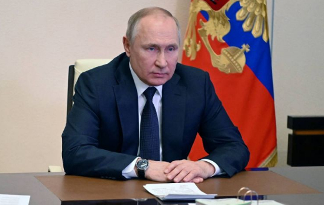 Putin amenaza a países que impongan zona de exclusión aérea en Ucrania