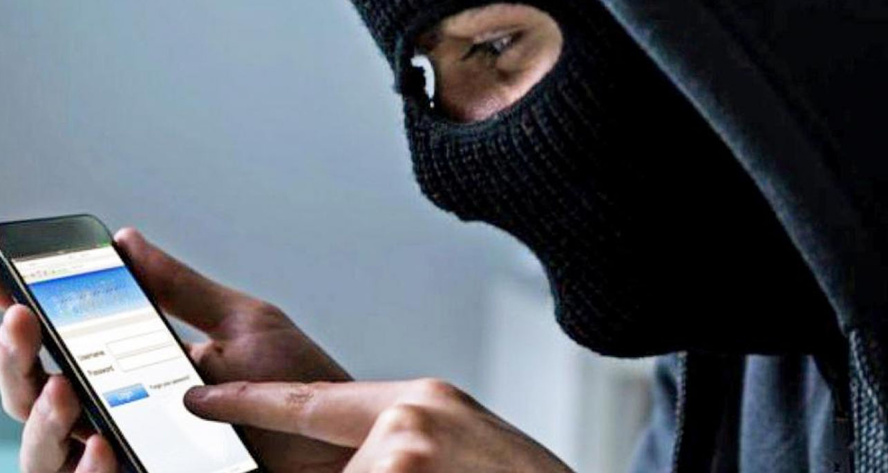 IMPIDEN POLICÍAS MUNICIPALES EXTORSIÓN TELEFÓNICA A FAMILIA