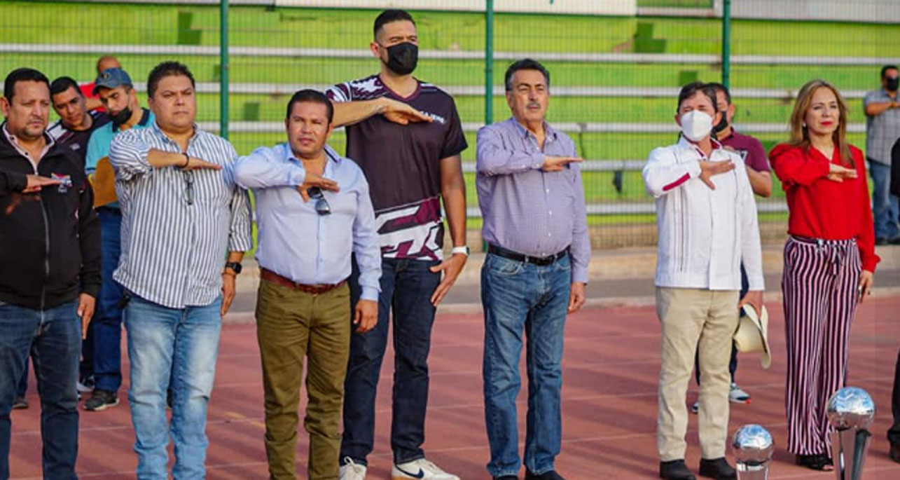 INAUGURA EL ALCALDE JAVIER LAMARQUE ESTATAL DE FUTBOL EN CAJEME