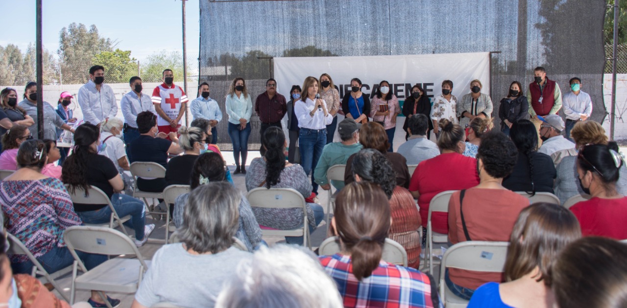 VECINOS DE LA COLONIA VALLE DORADO RECIBIERON LA JORNADA DE SALUD, ATENCIÓN Y SERVICIOS