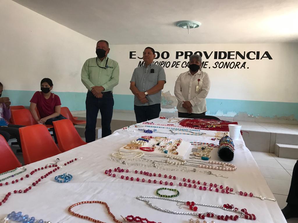 CONCLUYE CON ÉXITO TALLER DE BISUTERÍA EN PROVIDENCIA