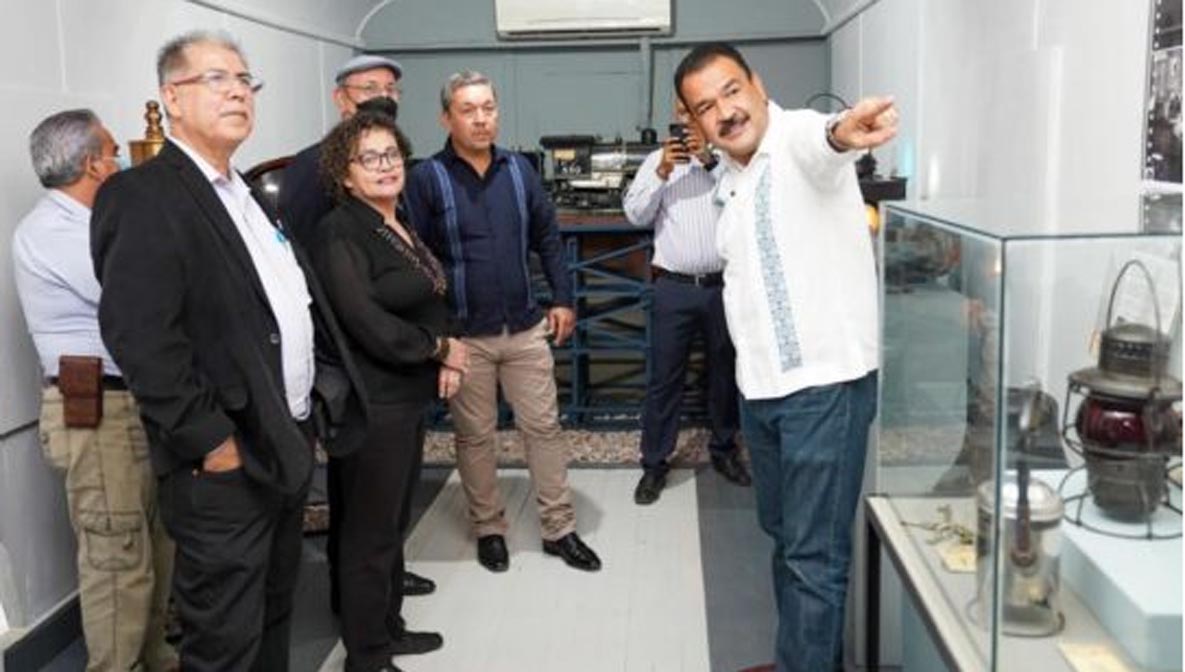 Encabeza SEC reapertura del Museo Ferrocarrilero