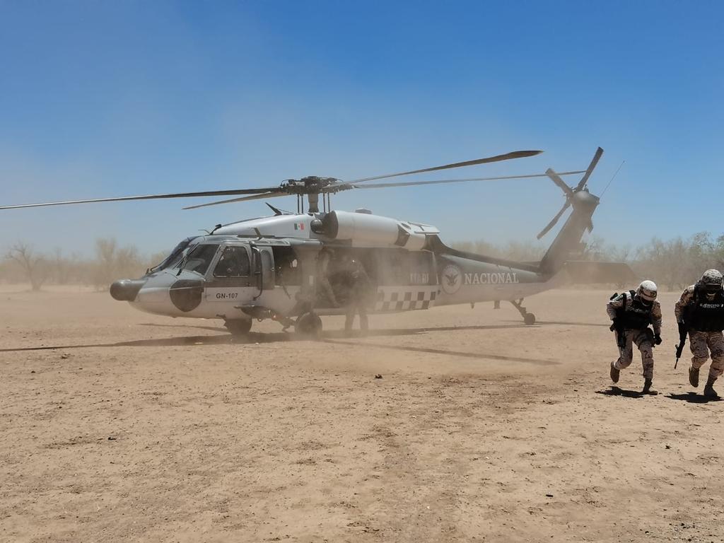 Ejército Mexicano asegura convoy de hombres fuertemente armados en Puerto Libertad