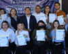 Estudiantes universitarios reciben reconocimientos por sus logros