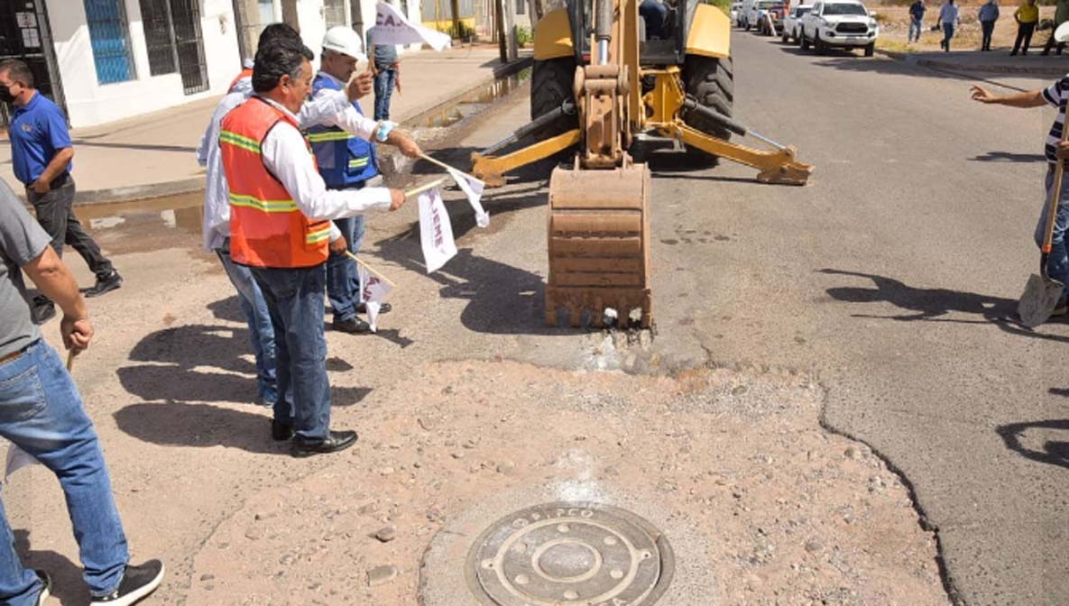 PONE EN MARCHA ALCALDE LAMARQUE CANO CONSTRUCCIÓN DE COLECTOR SANITARIO EN LA COLONIA CAMPESTRE