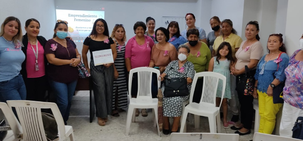Entrega Gobierno Municipal de Navojoa créditos a emprendedores gestionados ante FIDESON.