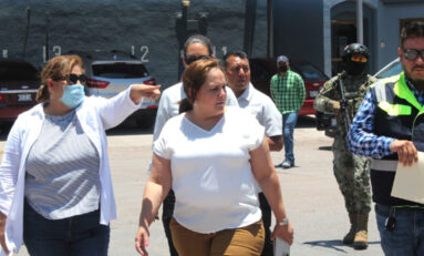 Dialoga presidenta Karla Córdova González con vecinos de sector Gil Samaniego; se comprometen autoridades a solucionar problemática de derrame de aguas negras