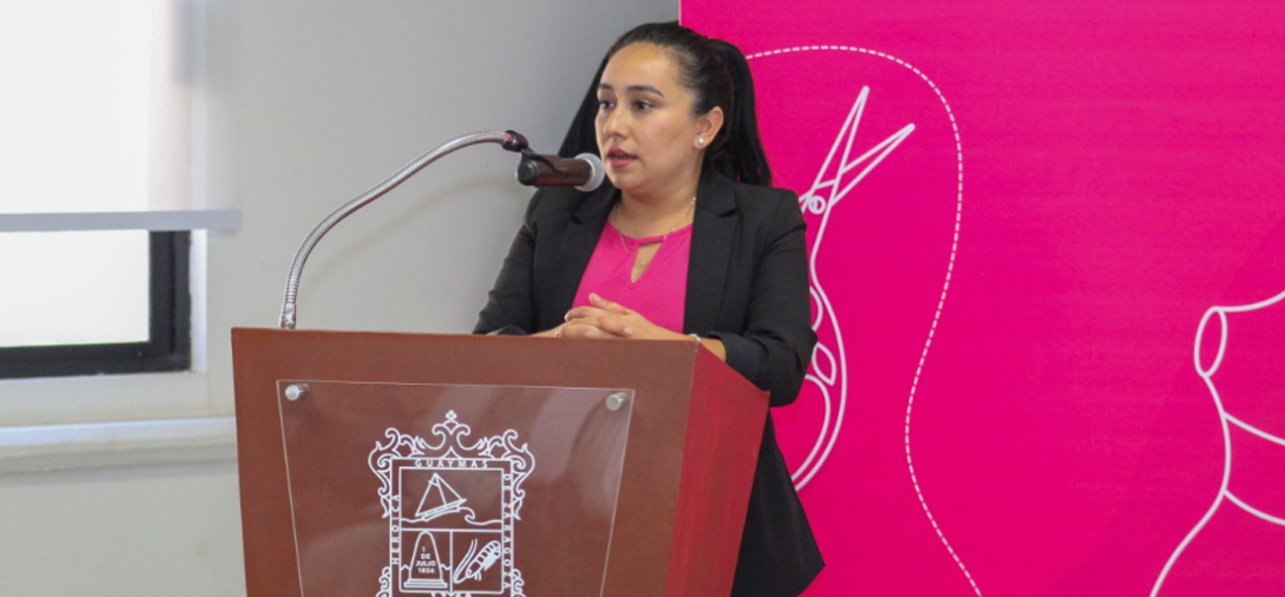 Celebra DIF Guaymas ceremonia de graduación de los talleres de cultura belleza y corte y confección