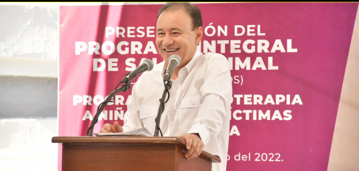 Presenta gobernador Alfonso Durazo programa Integral de Salud Animal