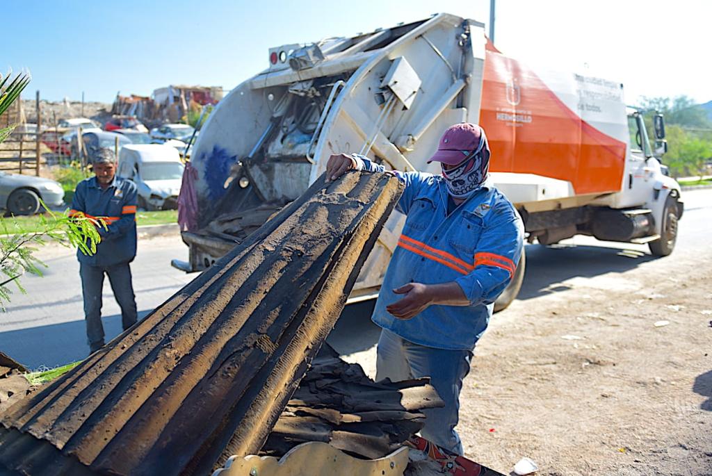 Gobierno Municipal realiza Jornada de Descacharre en la colonia 4 de Marzo