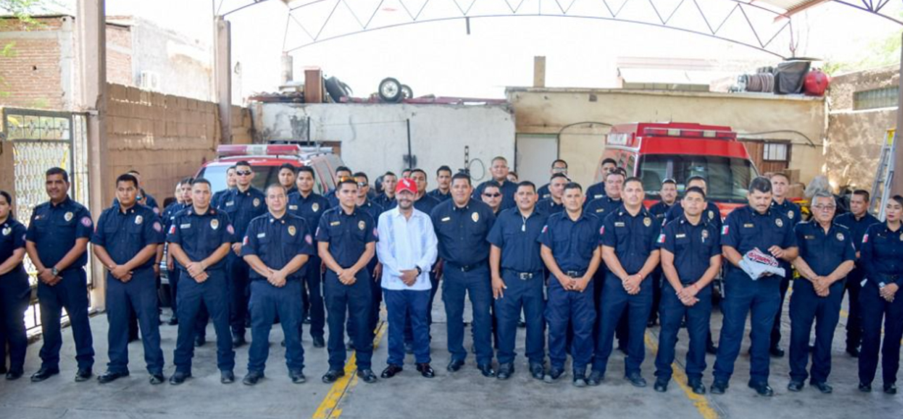 RECIBEN BOMBEROS EQUIPOS DE RADIO COMUNICACIÓN, HIDROSTÁTICO Y REMODELACIÓN EN ESTACIONES