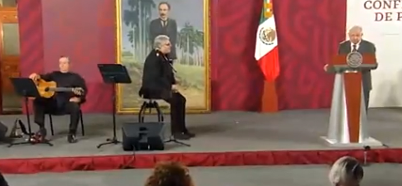 AMLO homenajea a Cuba: «El pueblo cubano lo ama y lo respeta», le dice Amaury Pérez en concierto en la Mañanera